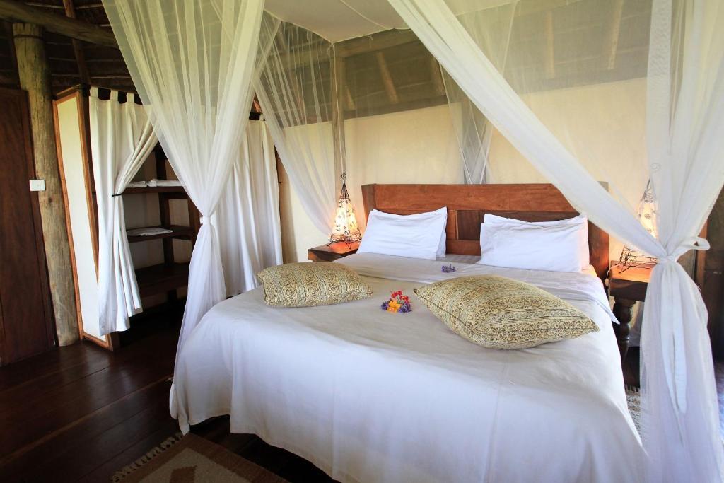 Apoka Safari Lodge Loitanit Ngoại thất bức ảnh