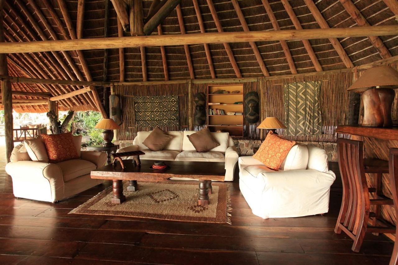 Apoka Safari Lodge Loitanit Ngoại thất bức ảnh