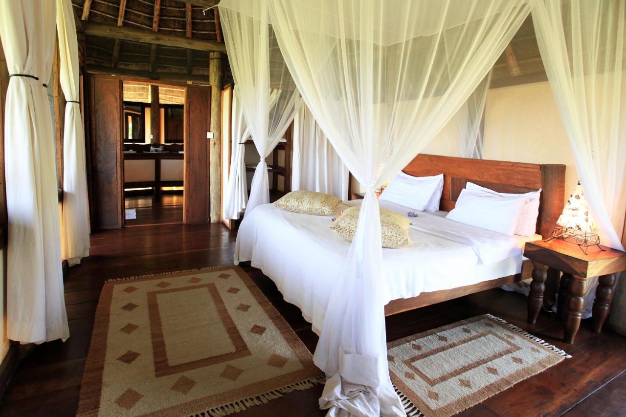 Apoka Safari Lodge Loitanit Ngoại thất bức ảnh