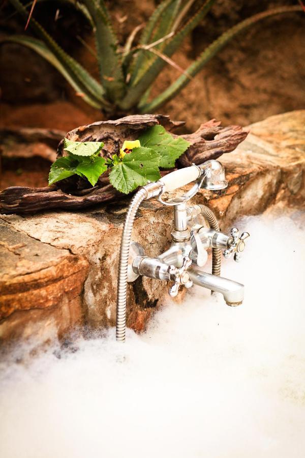 Apoka Safari Lodge Loitanit Ngoại thất bức ảnh